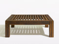 Gartentisch aus Holz 120x70x40 cm - Braun - rechteckige Lattenplatte mit massiven Blockbeinen